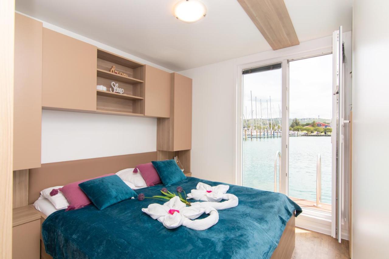 ポルトローシュ Floating House Adelaヴィラ エクステリア 写真