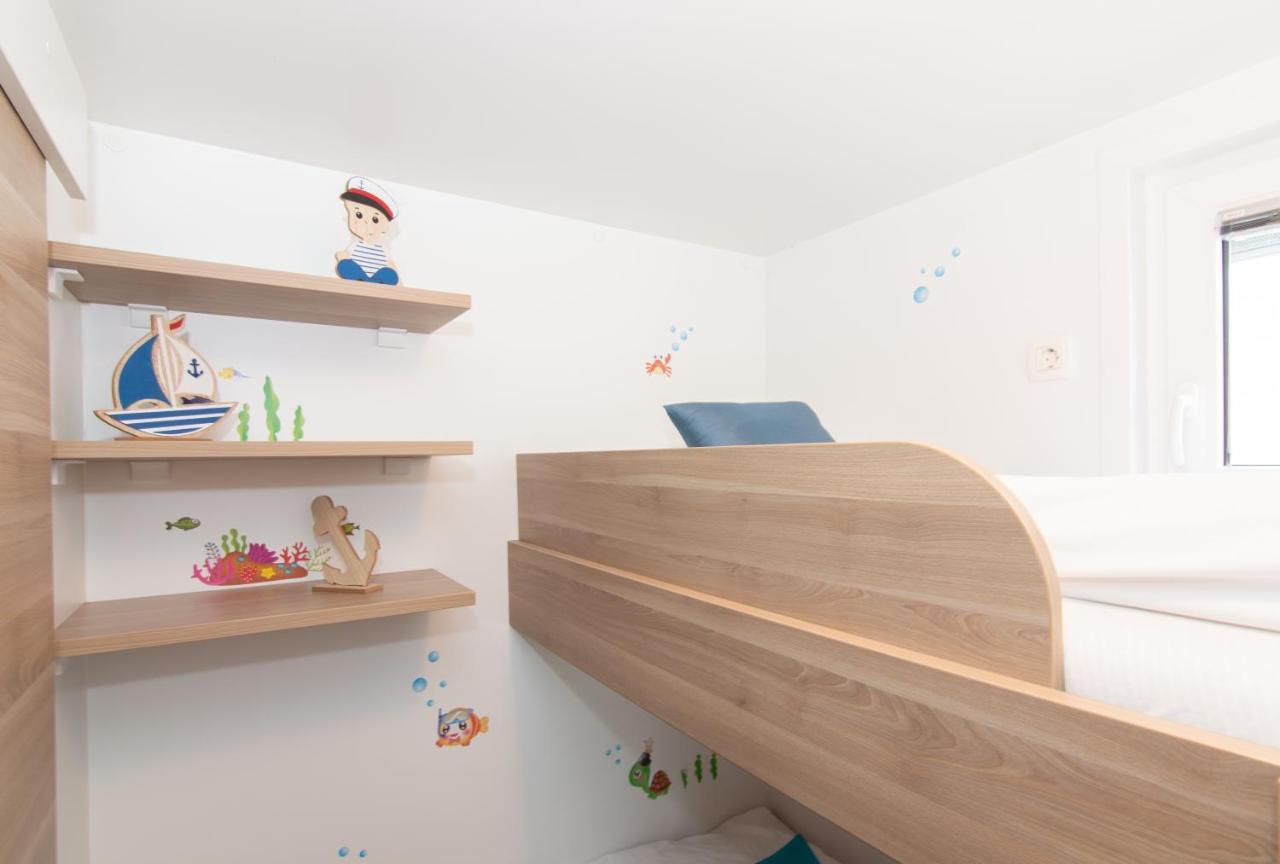 ポルトローシュ Floating House Adelaヴィラ エクステリア 写真